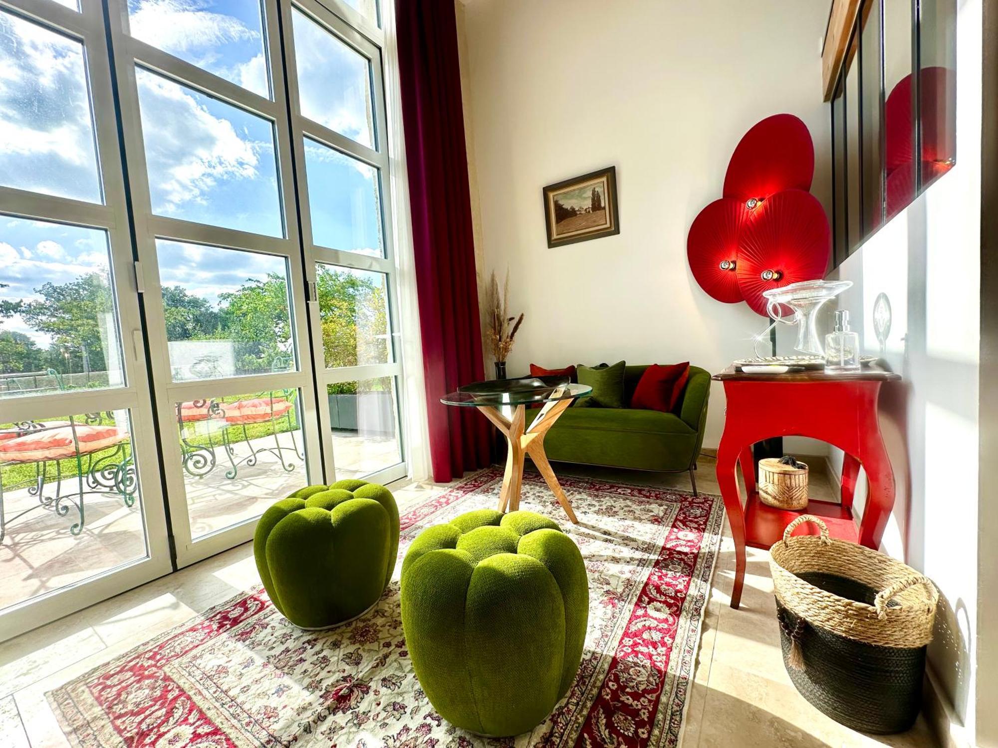 Chateau De Lafont Suites Saint-Vivien  Экстерьер фото