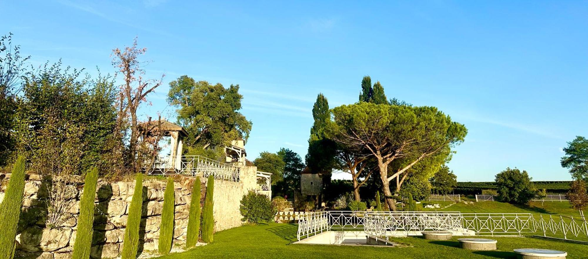 Chateau De Lafont Suites Saint-Vivien  Экстерьер фото